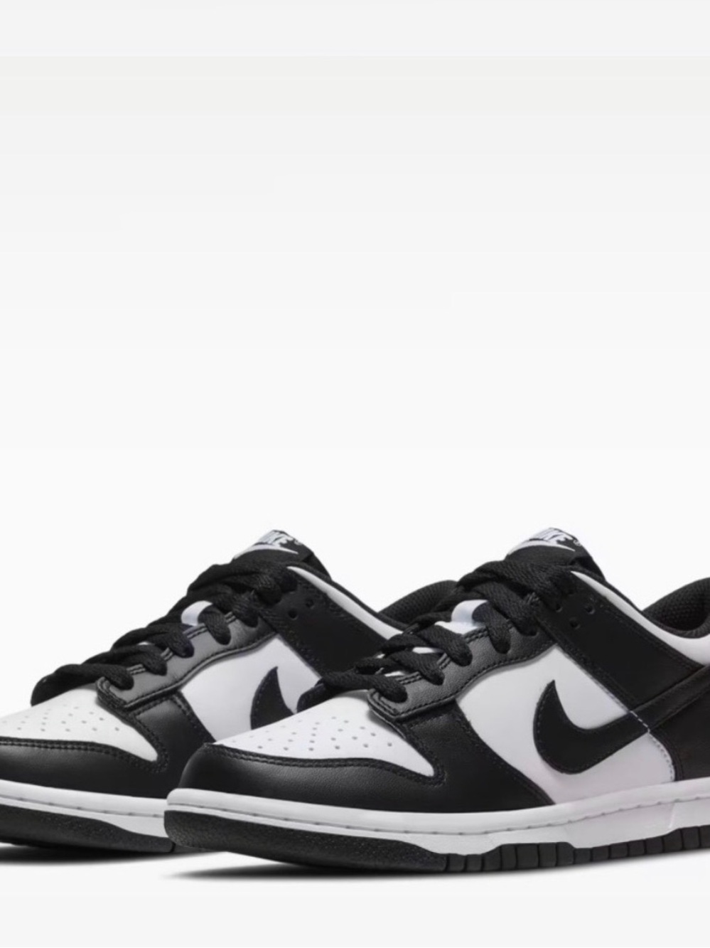 MENS 7/WOMANS 8.5 DUNKS NIKE